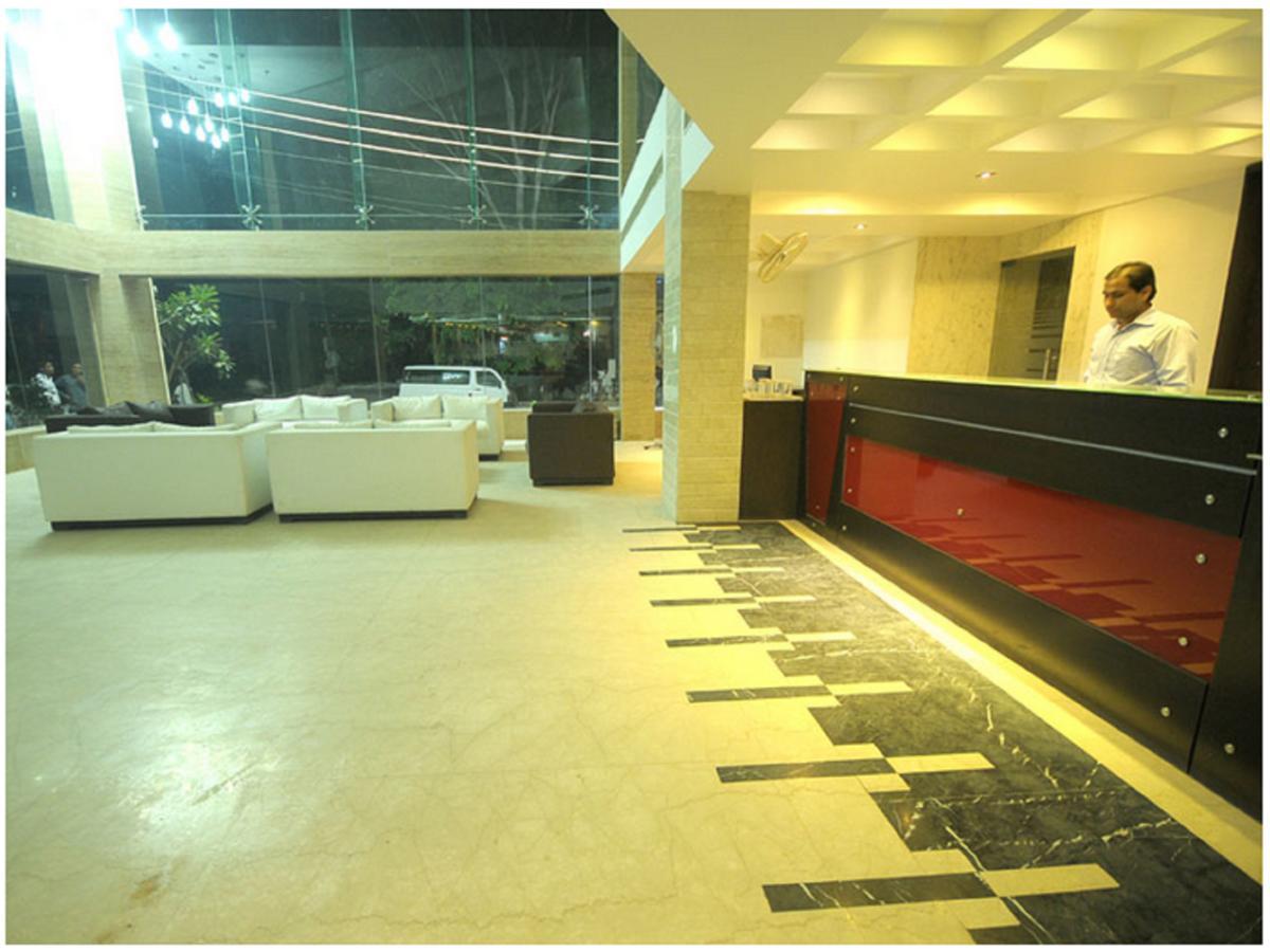 Hotel Rajshree Chandīgarh Zimmer foto