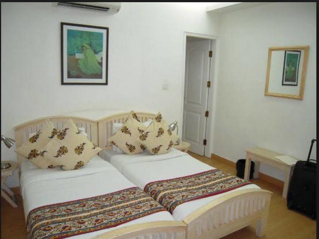 Hotel Rajshree Chandīgarh Exterior foto